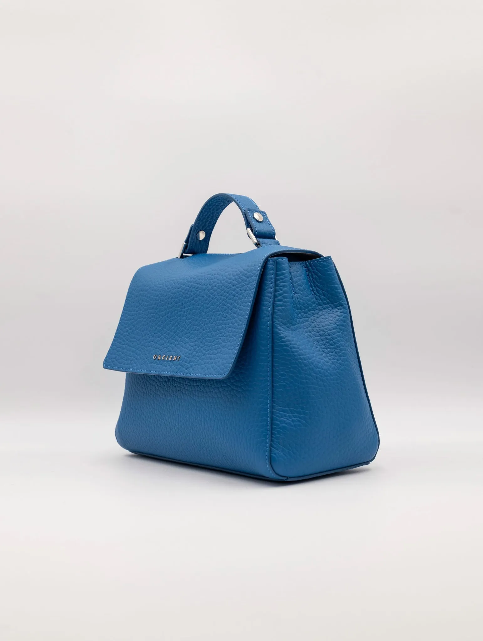 Borsa Sveva Soft Orciani Piccola in Pelle Martellata Blu Elettrico