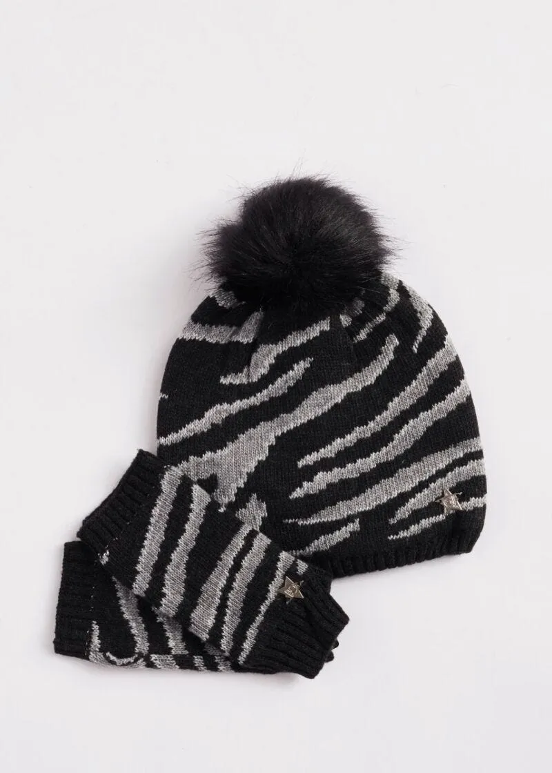Cappello con pon pon e guanti animalier