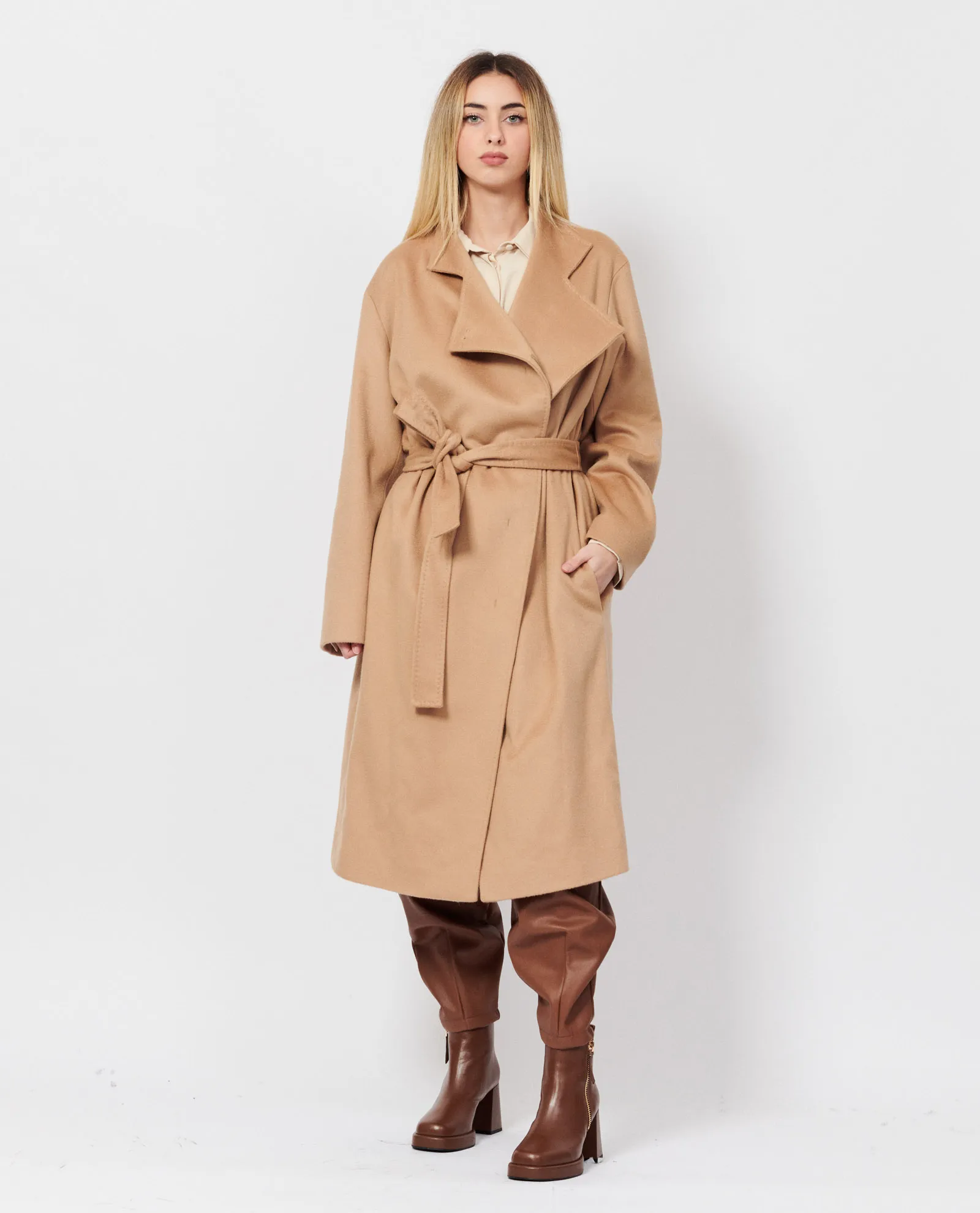 Cappotto formale in misto lana doppiopetto