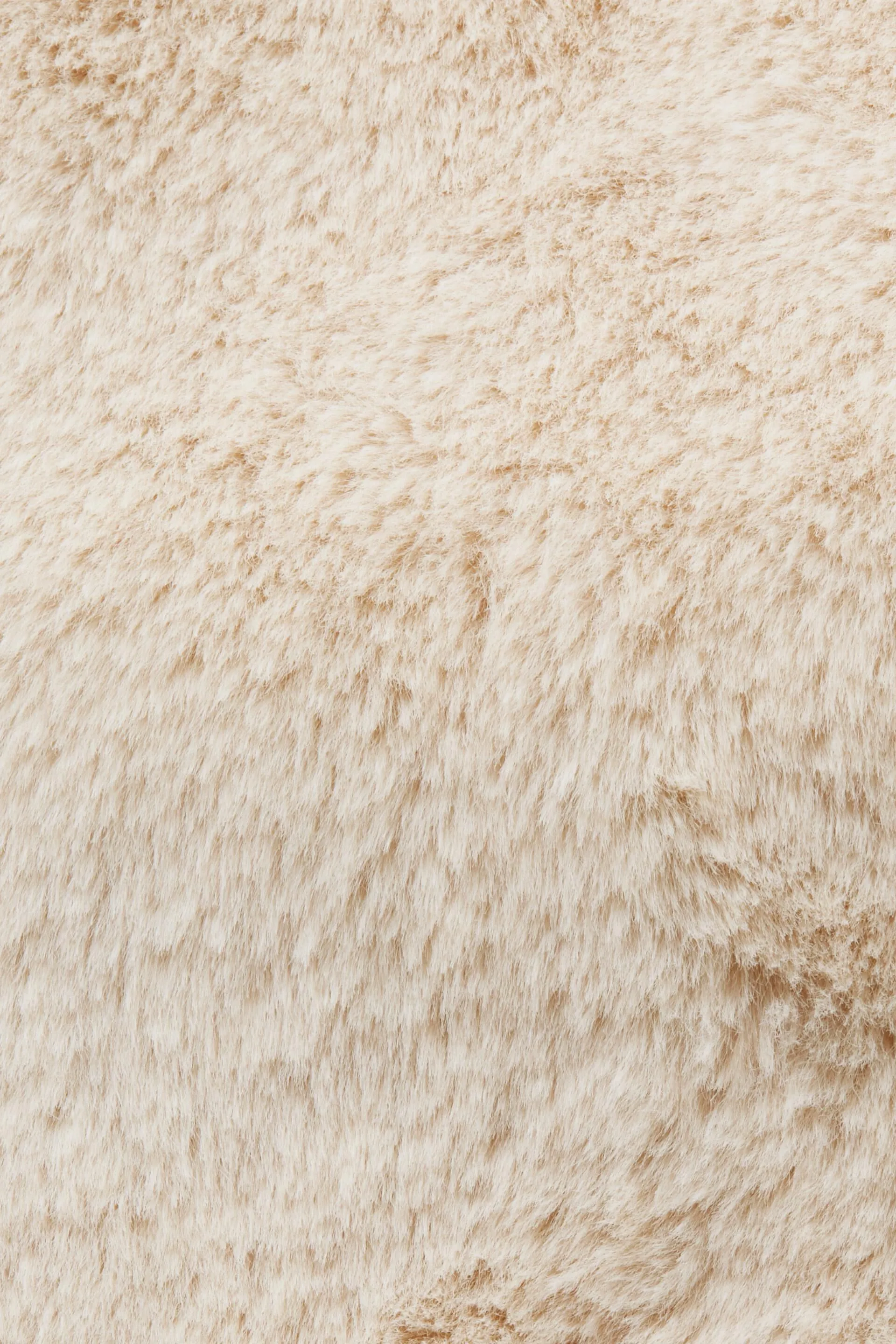 Cappotto in pelliccia sintetica con cappuccio