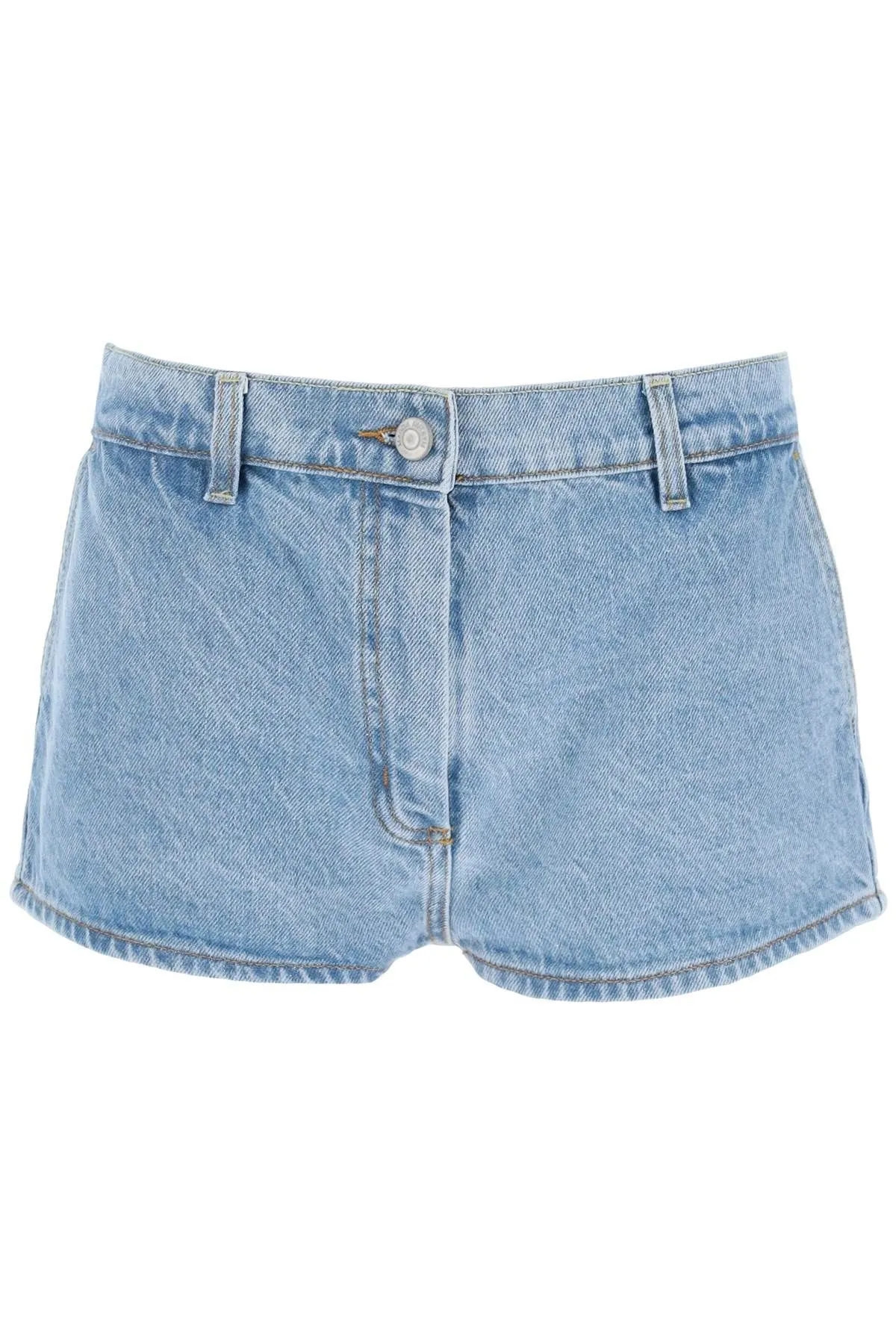 Hot shorts in denim