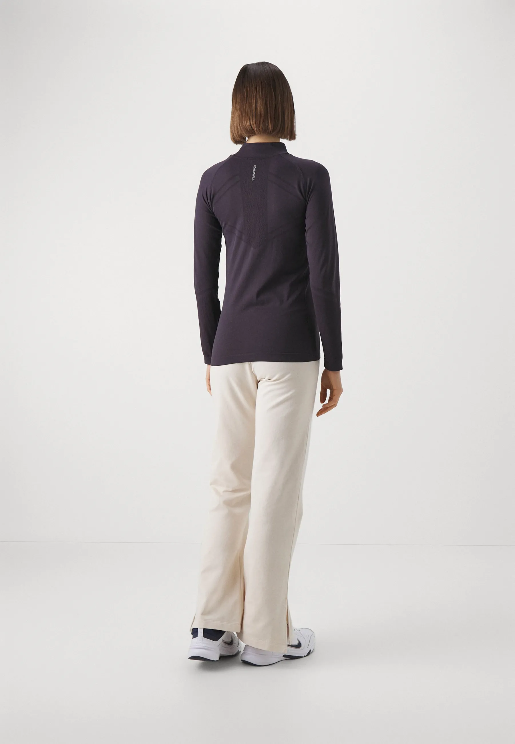 ICONS FLARE PANTS - Pantaloni sportivi
