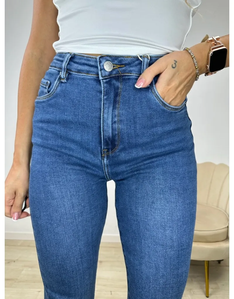 JEANS FLARE SFRANGIATO