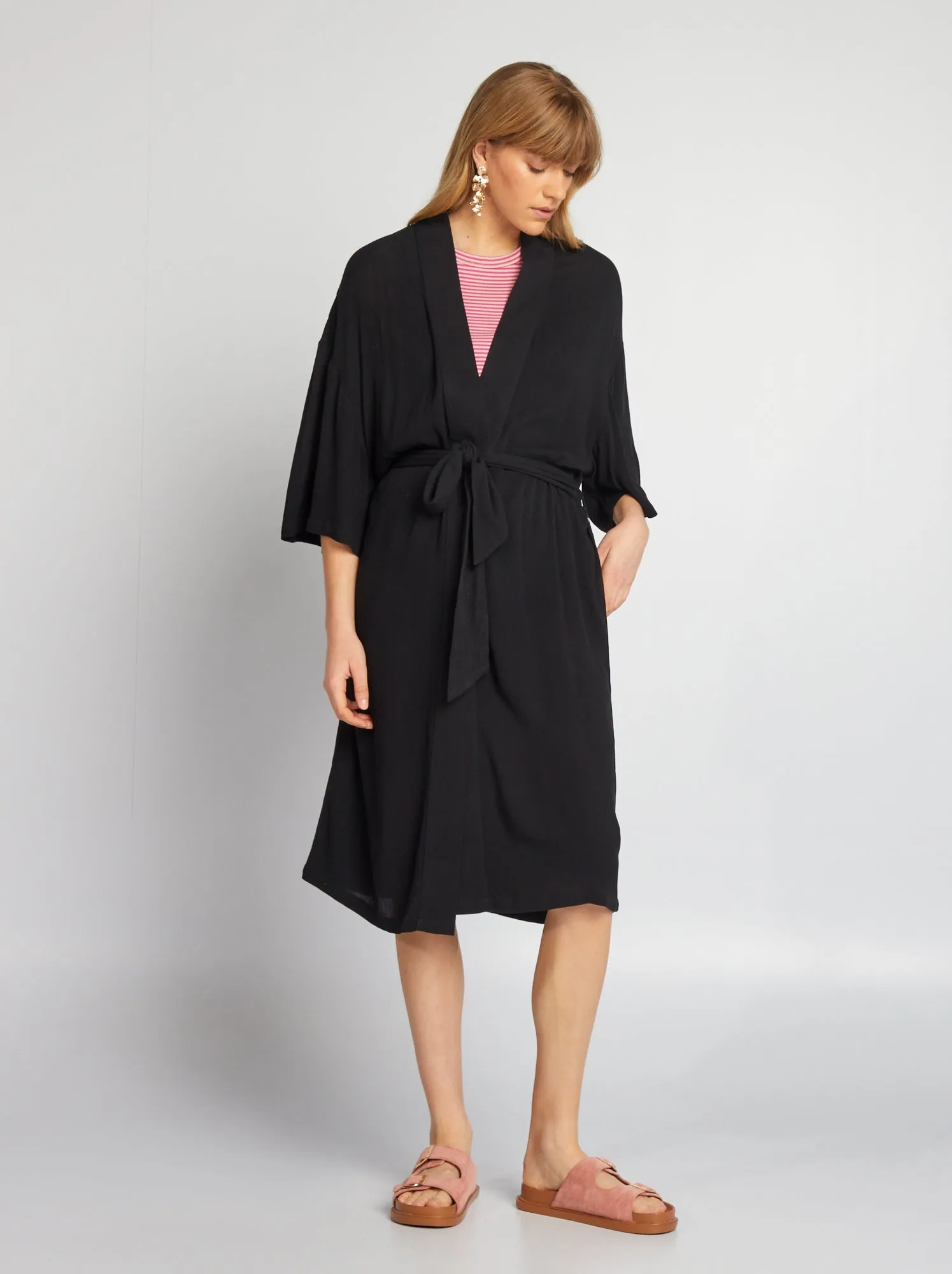 Kimono stampato con cintura - nero