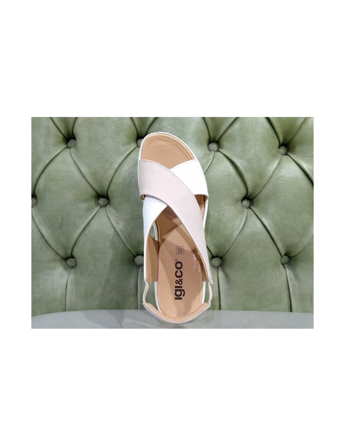 Sandali in pelle con zeppa
