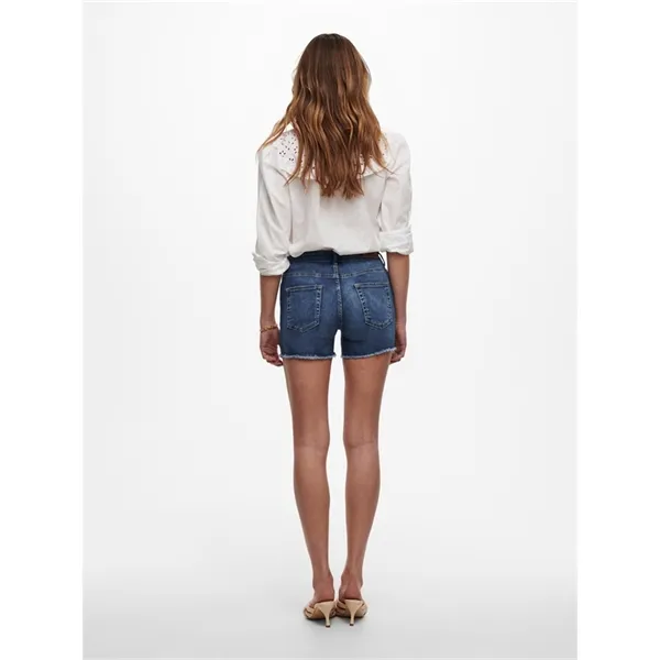 Shorts in denim