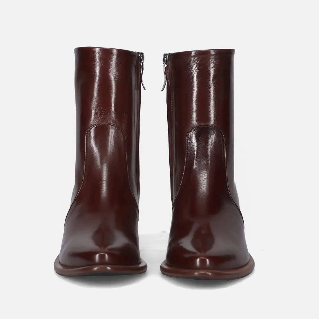 Stivaletto Lorenzo Masiero in nappa marrone con tacco medio