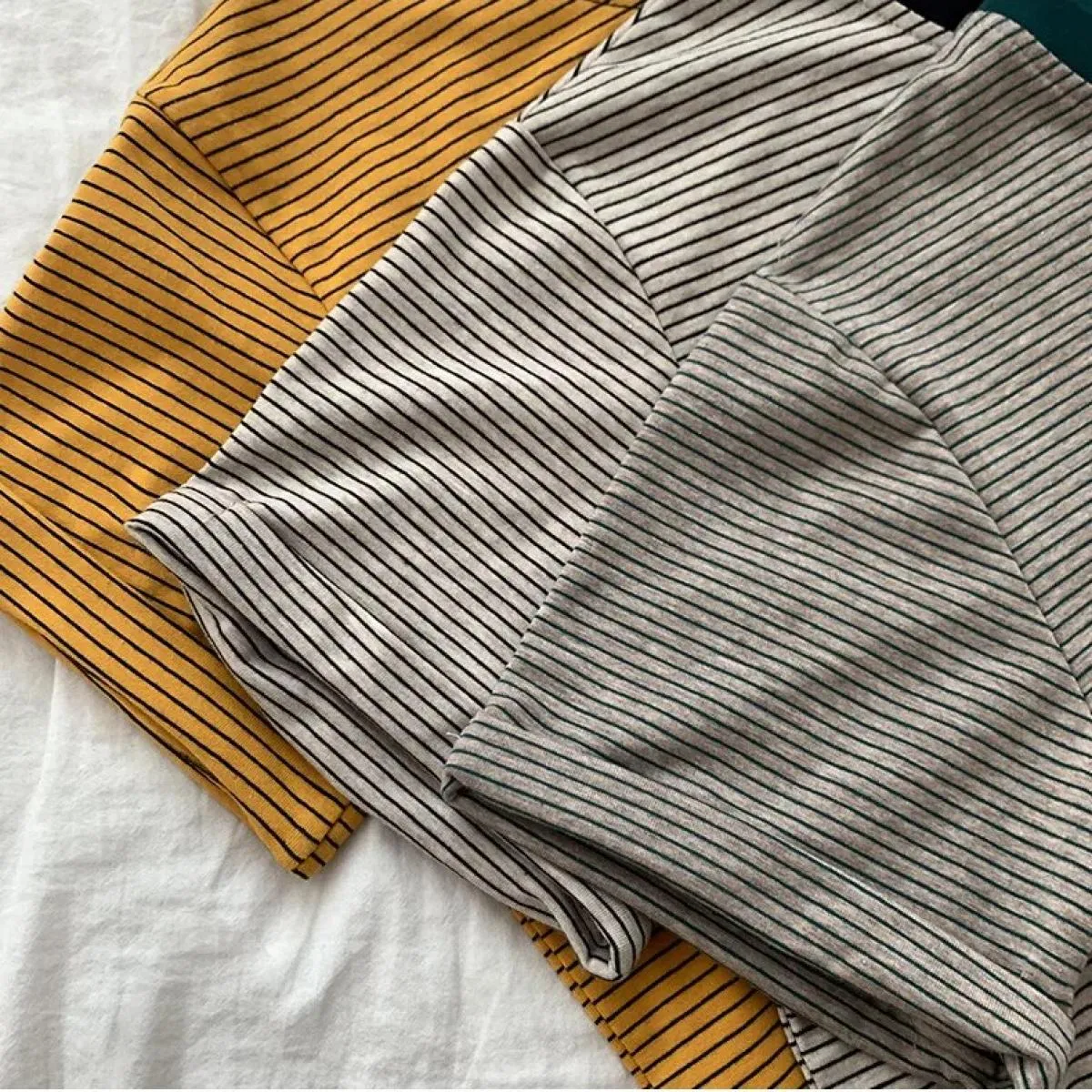 T-shirt a righe da donna estate allentata 2023 nuova maglietta da donna a mezza manica con toppe colorate a maniche corte