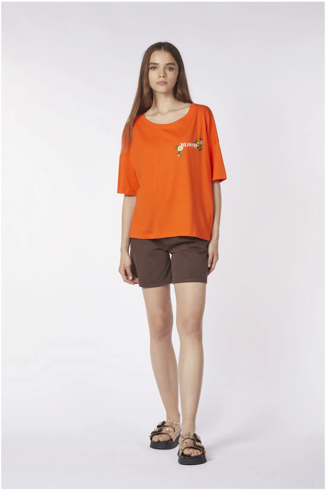 t-shirt ampia con spacco dietro in jersey di cotone e stampa arancio