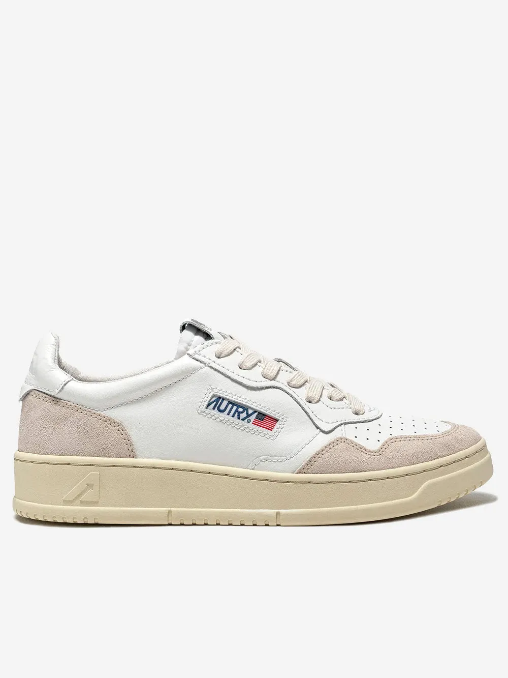 W Medalist Low Sneakers