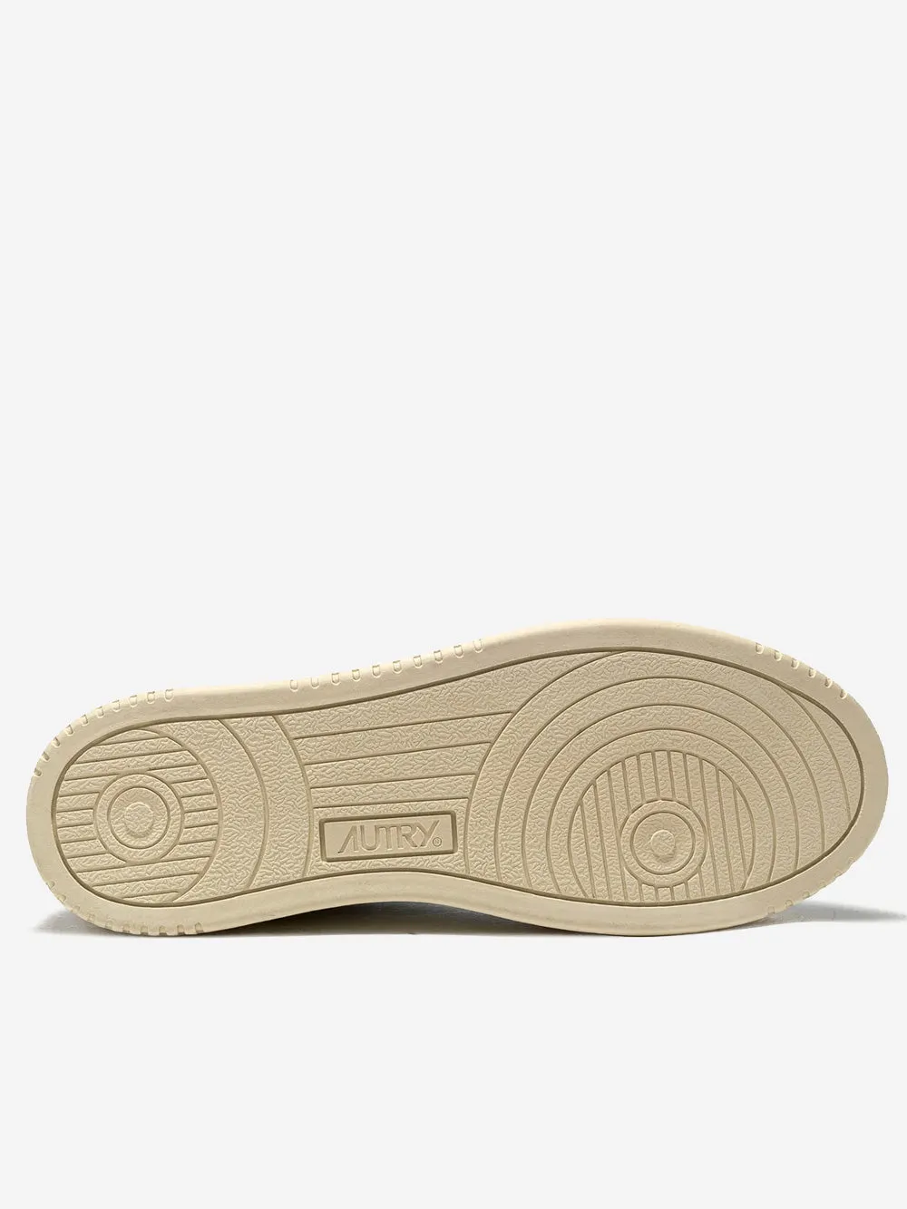 W Medalist Low Sneakers